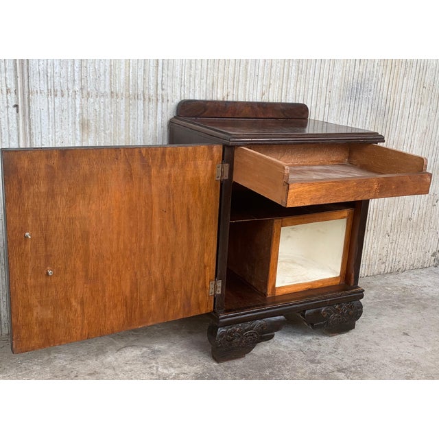 Early 20th Century Pair of Art Deco Side Cabinets or Nightstands with Carved Ebonized Base For Sale - Image 12 of 18