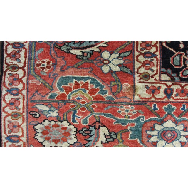 Late 19th Century Antique Persian Serapi Carpet, 8'9" × 10'2" For Sale - Image 5 of 9