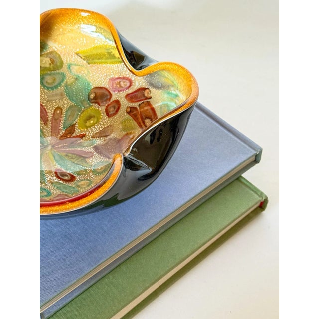 Glass 1950s Mid Century Modernist Italian Multicolor Confetti Murano Style Art Glass Freeform Decorative Bowl For Sale - Image 7 of 15