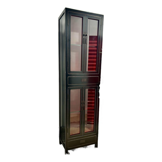1990s Fabulous Ming Inspired Chinoiserie Style Vitrine For Sale