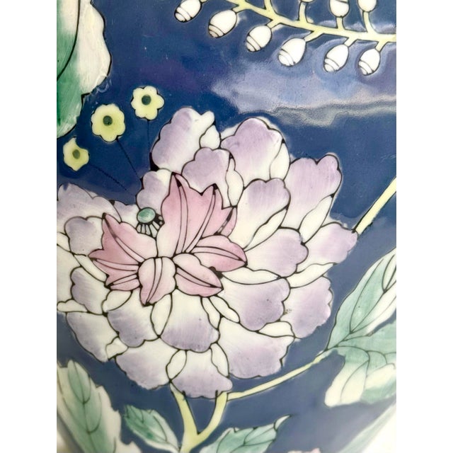 Late 20th Century Chinoiserie Cobalt Blue Vase With Peonies For Sale - Image 5 of 9