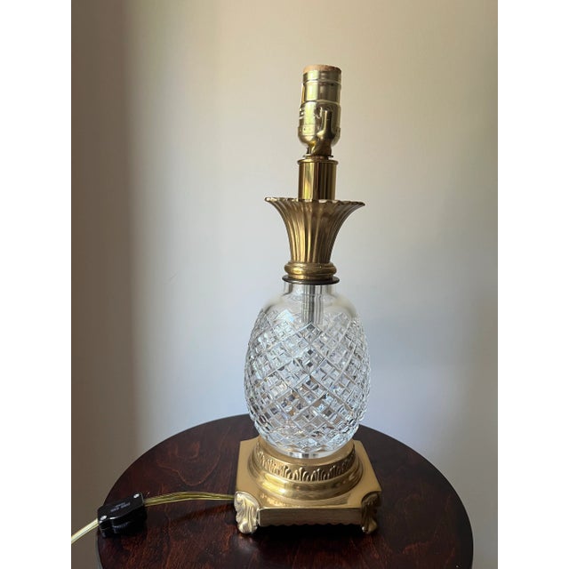 Vintage Waterford Crystal Pineapple Lamp – Hospitality Collection – Brass Base For Sale In Atlanta - Image 6 of 10