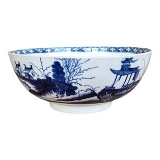 Large First Period Precipice Pattern Punch Bowl from Dr Wall Worcester, 1765 For Sale