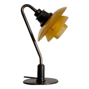 Vintage Danish PH 2/2 Table Lamp by Poul Henningsen for Louis Poulsen, 1930s For Sale