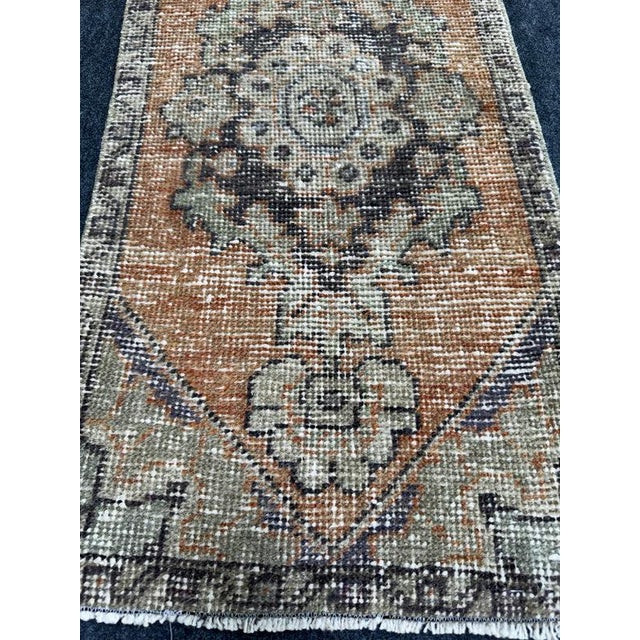 Contemporary Turkish Yastik Rug 1'5" x 2'11" For Sale - Image 3 of 5