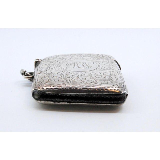 Silver Silver Matchbox with Engraved Plant Motifs Surrounding Monogram Card For Sale - Image 8 of 11