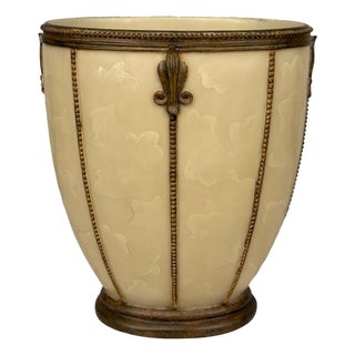 Vintage Traditional French Style Fleur De Lis Waste Basket Trash Can For Sale