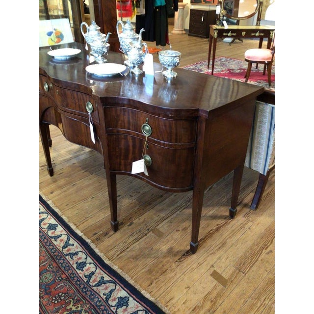 Wood English Flame Mahogany Serpentine Sideboard, 19th Century For Sale - Image 7 of 7