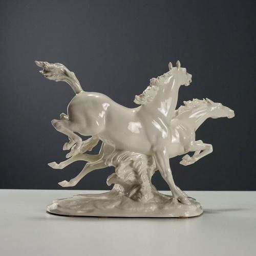 Porcelain Horse Group from Hutschenreuther For Sale - Image 6 of 9