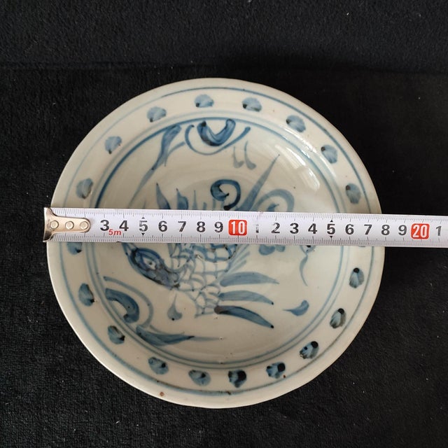 Chinese Ceramic Plate,Blue and White Porcelain Plate Hand Painted Flowers and Birds Pattern For Sale - Image 11 of 11