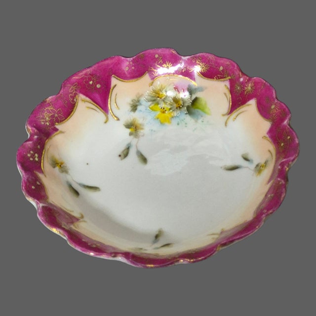 Victorian Antique Victorian Fine Porcelain Scalloped Edge Painted Floral Berry - Set of Five Bowls For Sale - Image 3 of 9