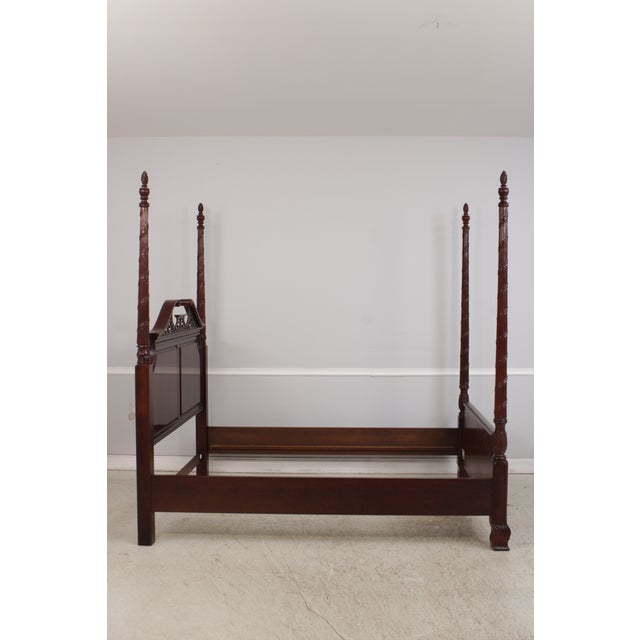 Thomasville Thomasville Queen Size Mahogany Poster Bed For Sale - Image 4 of 18