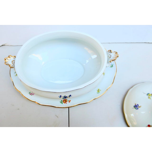 Meissen Tureen Set Scattered Flowers Pattern --2 Pieces For Sale In New York - Image 6 of 6