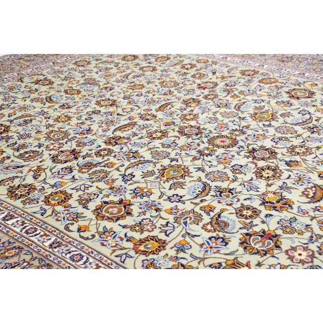 Textile Kashan Rug in New Wool For Sale - Image 7 of 11