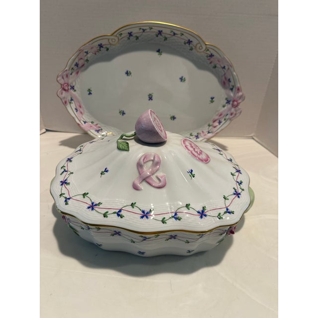 1980s 1980s Herend Blue Garland Large Soup Tureen & Platter Set- 2 Pieces For Sale - Image 5 of 9