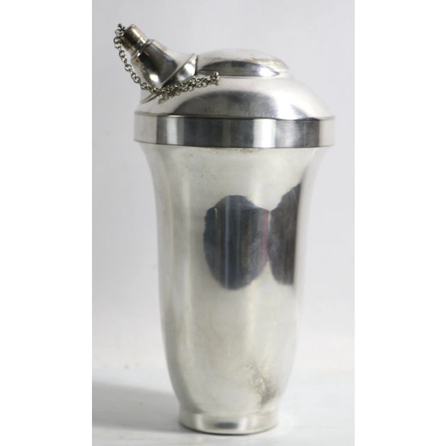 Gorham Americana Silverplate Art Deco Cocktail Shaker For Sale - Image 4 of 8