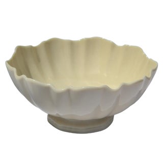 1980s Lenox Symphony Bowl Special Edition Scalloped Footed Fine Bone Ceramic For Sale