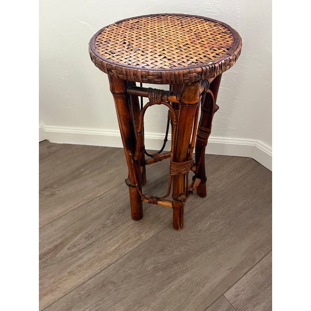 Brown Vintage-Style Burnt Bamboo and Rattan Plant Stand -Accent Drink Side Table For Sale - Image 8 of 12