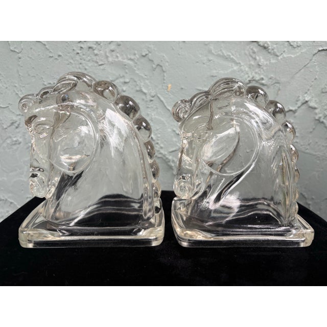 Mid-Century Modern Vintage Federal Glass Horse Head Bookends – Clear Pressed Glass Pair, C. 1940s For Sale - Image 3 of 10