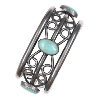 7" Vintage Native American silver twisted wire cuff bracelet with turquoise For Sale