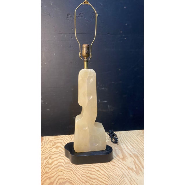 1950's Italian Alabaster Table Lamp by Maurizio Tempestini For Sale In New York - Image 6 of 10