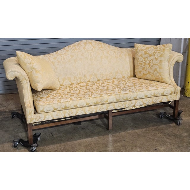 Chippendale Mid 20th Century Kittinger Williamsburg Mahogany Chippendale Sofa Yellow Silk Schumacher Fabric For Sale - Image 3 of 12