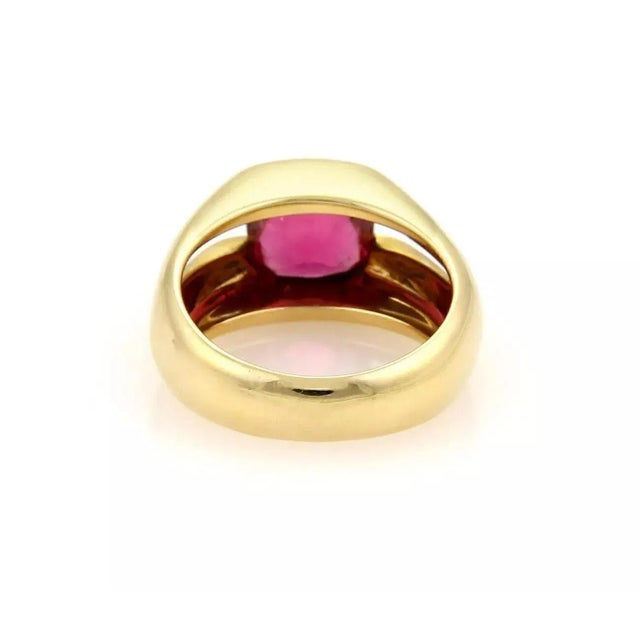 Tiffany and Co. Tiffany & Co. 18k Yellow Gold & Pink Tourmaline Solitaire Ring, Size 6 For Sale - Image 4 of 5