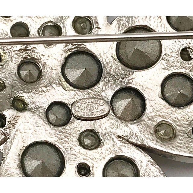 2000 - 2009 Chanel Silver CC Crystal Clover Leaf Brooch For Sale - Image 5 of 5