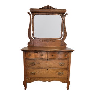 Antique Quarter-Sawn Tiger Oak Dresser With Original Beveled Mirror, C. 1900–1915 For Sale