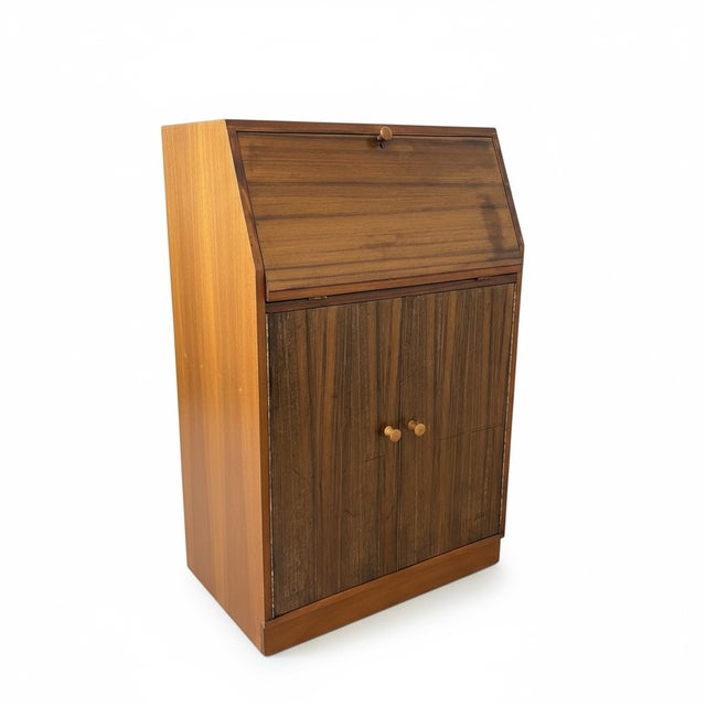 1970s Mid-Century Modern Teak and Walnut Bureau Desk by Morris of Glasgow, 1970s For Sale - Image 5 of 12