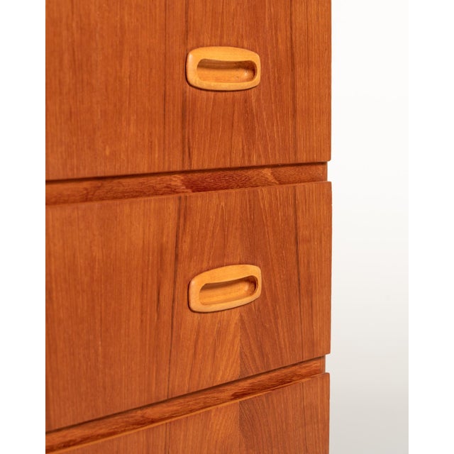 Wood Scandinavian Teak Chest of Drawers with Oak Details, 1960s For Sale - Image 7 of 9