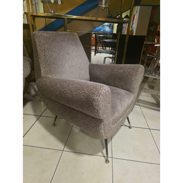 Armchairs attributed to Gigi Radice for Minotti, 1960s, Set of 2 For Sale - Image 10 of 12