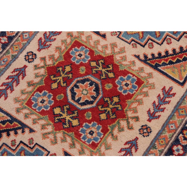 2020s Shabby Chic Kazak Beige/Red Wool Rug - 3'5''x5'1'' For Sale - Image 5 of 10