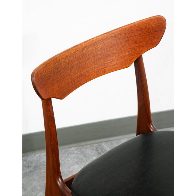 1960s Mid Century Danish Modern Dining Chairs Black Leather Set 2 Pair Teak Elgaard Nm For Sale - Image 9 of 12