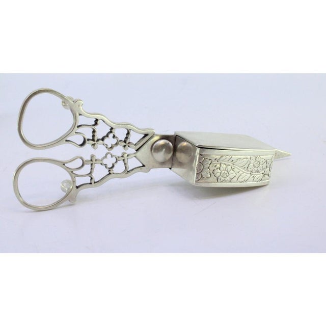 Metal Silver Morrões Tray and Scissors with Rack Supported Four Claw-Shaped Feet and Scissors with Cutouts and Reliefs, Set of 2 For Sale - Image 7 of 8