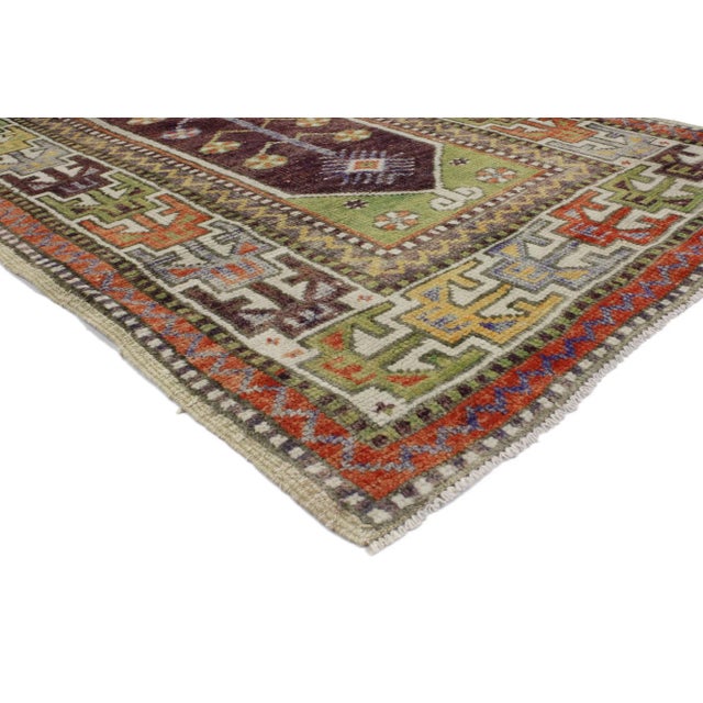 51742 Colorful Vintage Turkish Yuntdag Oushak Rug, 02'11 x 04'10. A Yuntdag rug is a Turkish rug originating from the...