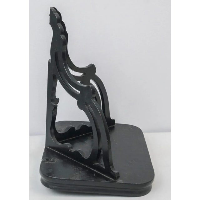 Black Mid 19th Century Single Black Lacquer Wooden Chinoiserie Wall Bracket or Shelf For Sale - Image 8 of 12