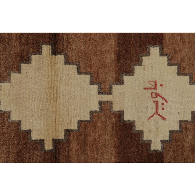 Vintage Persian Gabbeh Runner Rug With Geometric Medallions - Rug & Kilim For Sale In New York - Image 6 of 10