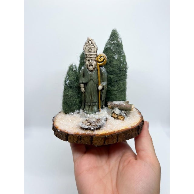 2020s Handcrafted Old-World St. Nick Chalkware & Needle-Felted Wool Winter Vignette For Sale - Image 5 of 8