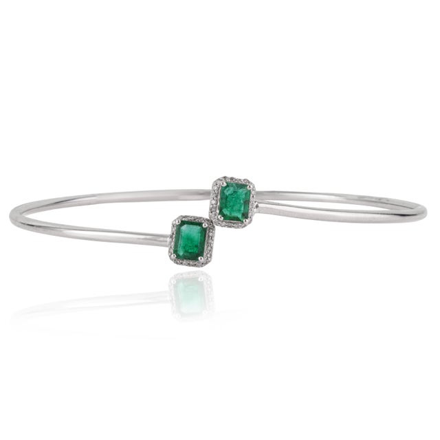 Contemporary Modernist Emerald & Diamond Toi Et Moi Open Cuff Bangle, May Birthstone Gift For Sale - Image 3 of 12