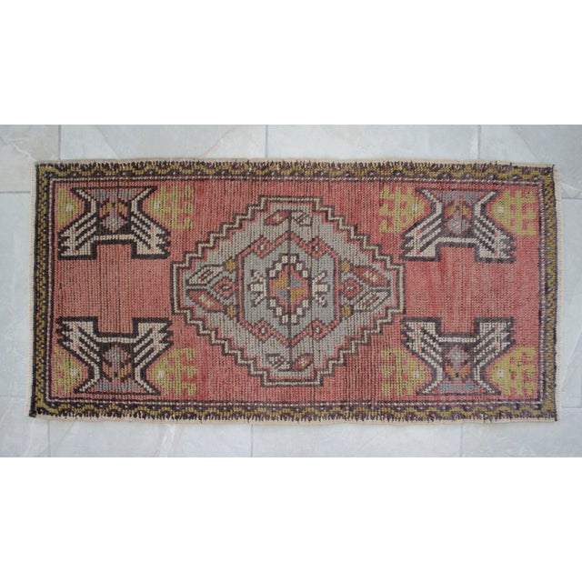 1970s Small Rug, Entryway Rug, Bath Mat, Kitchen Decor, Turkish Rug, Doormat 1'8" X 3'3" For Sale - Image 12 of 14