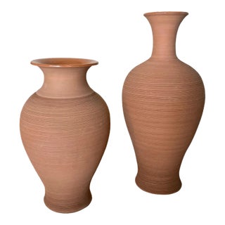 1990s Italian Rib Terracotta Vases, Set of 2 For Sale