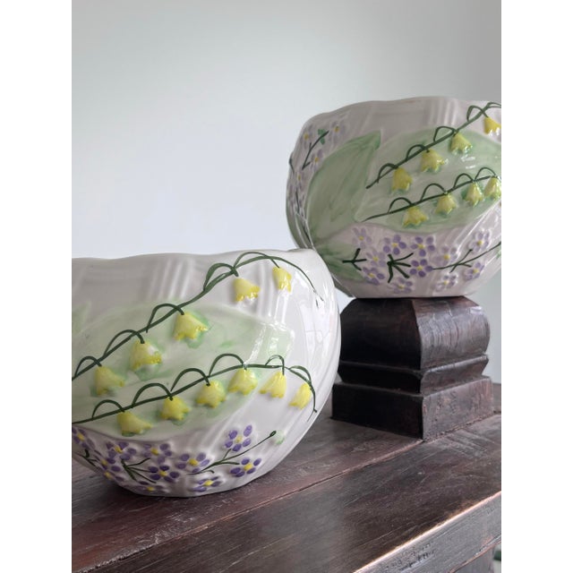 Late 20th Century Vintage Hand-Painted Ceramic Lily of the Valley Cachepots Made in Portugal-Set of 2 For Sale - Image 5 of 10