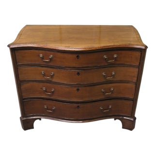 Georgian Serpentine Walnut Chest of 4 Drawers, 1800 For Sale