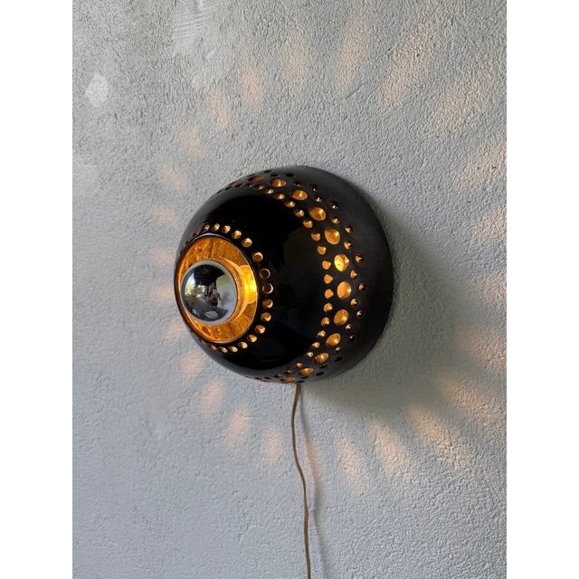 Ceramic Wall Light in the style of Pelletier, 1960s For Sale - Image 11 of 18