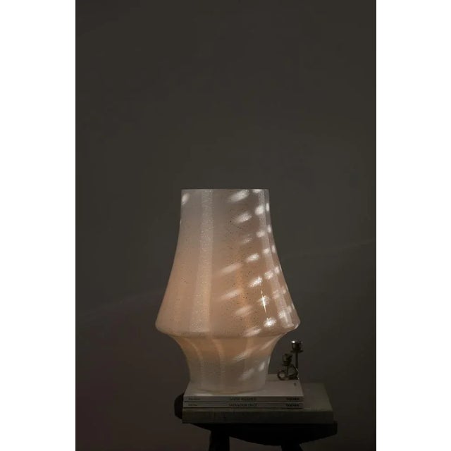 Large Vintage White Mushroom Murano Glass Table Lamp, 1970s For Sale - Image 6 of 10