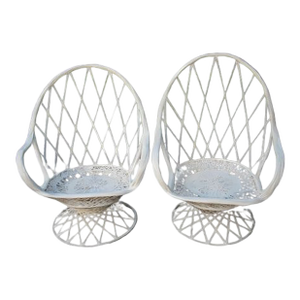 1960s Russell Woodard Spun Fiberglass Swivel Patio Chairs, Attributed - Set of Two