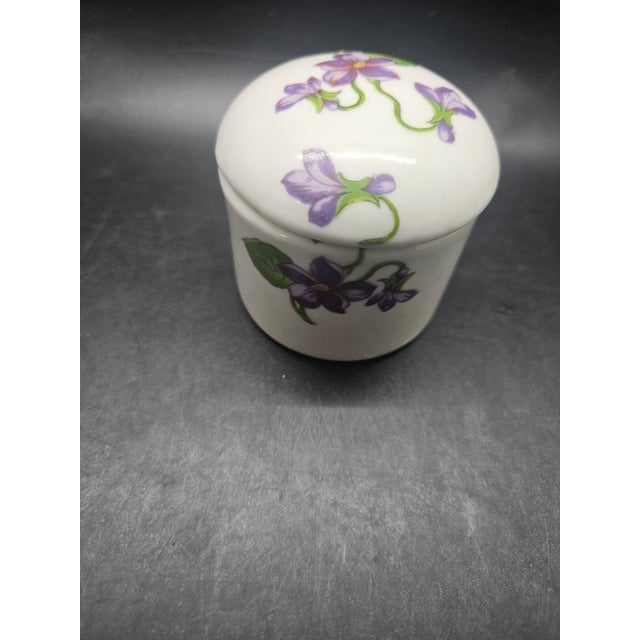 Vintage Small Covered Pill/Trinket Jar/Jewelry Box with Purple Violets
