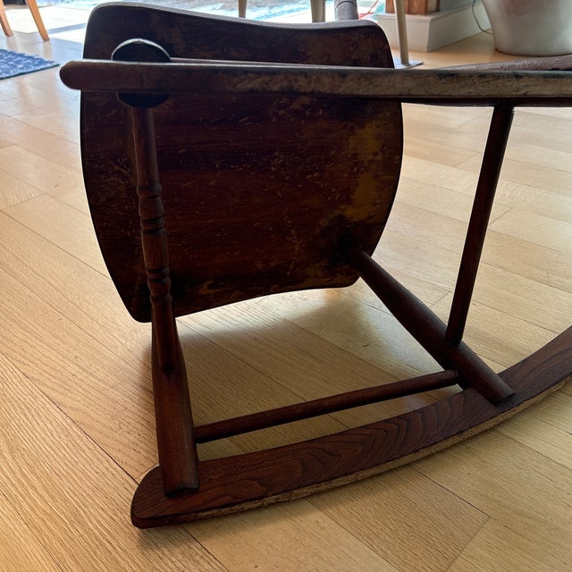 19th Century American Country Half-Spindle Sewing Chair For Sale - Image 4 of 12