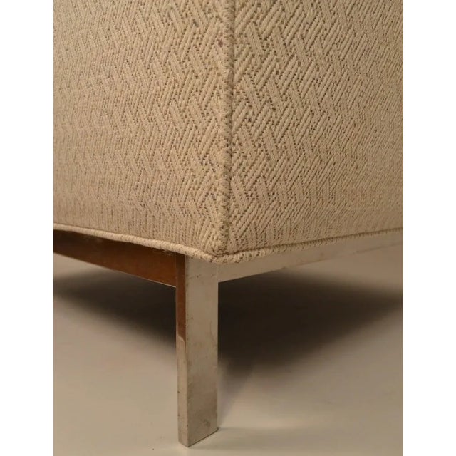 1970s International Style Club Chairs - a Pair For Sale - Image 5 of 8